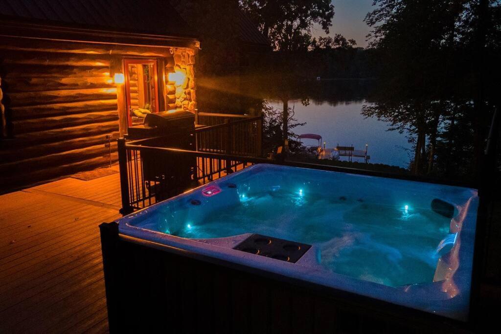 New Hot Tub Fall Oasis With Amazing Fawnlake Views Villa Cross Lake Exterior photo